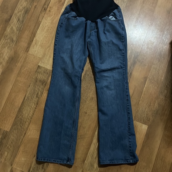 Large Maternity Jeans Bundle - Picture 3 of 10